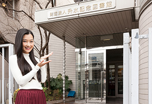 財団法人升水記念図書館こどもブックサーカス