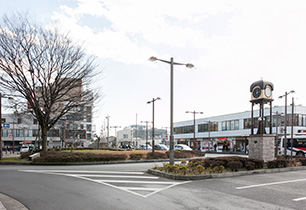 春日部駅東口