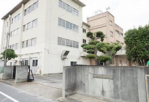 松戸市立中部小学校