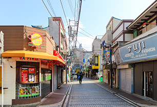 横須賀　板通り商店街